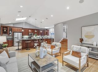 241 42nd Ave, San Mateo, CA 94403