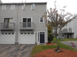 40 Profile Cir, Nashua, NH 03063