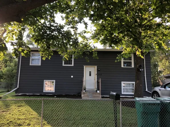 1217 Hague St, Joliet, IL 60432