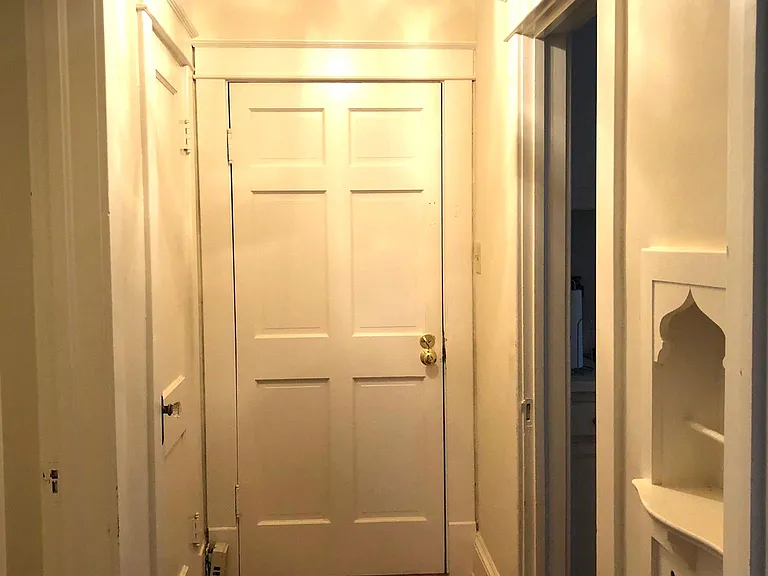 601 Hinsdale St #2 — Photo 2