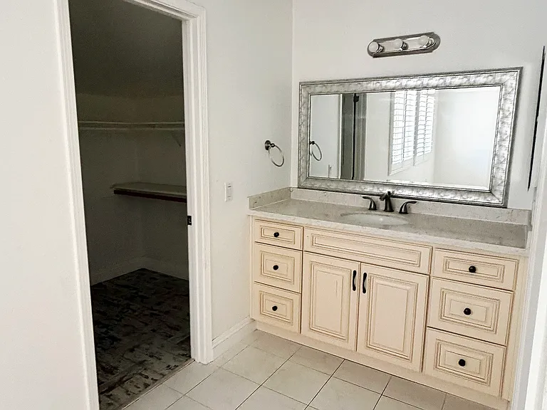8167 Vineyard Ave #117 — Photo 13