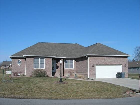 1st image of 303 Breeze Dr