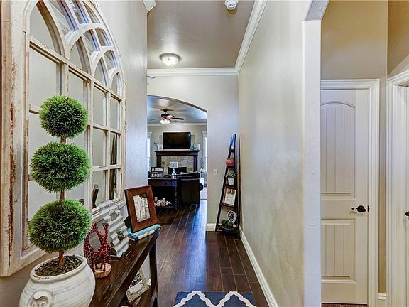 4th image of 19033 Meadows Crossing Dr
