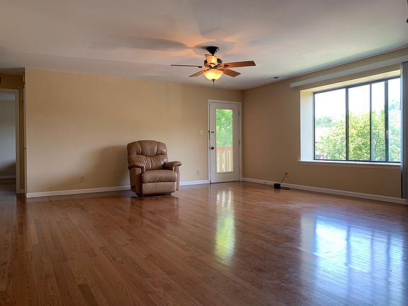 5th image of 2510 Sussex Ct