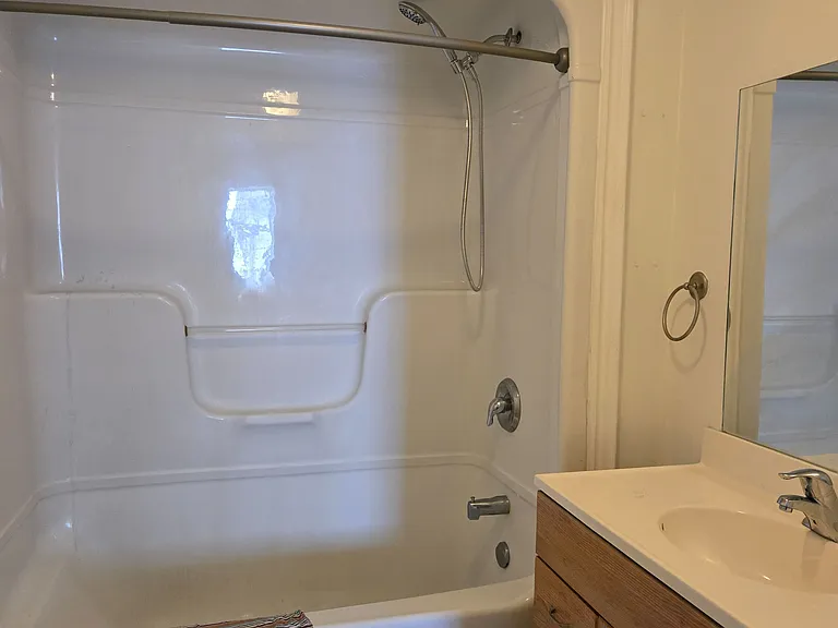 54 King St E #205 — Photo 8