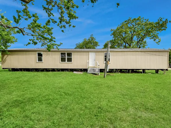 320 4th St, San Leon, TX 77539