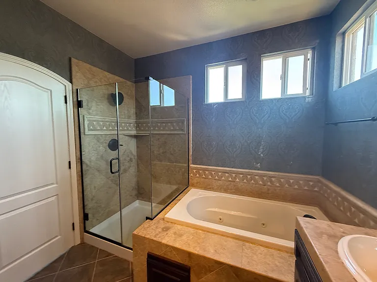 3360 Chartwell St — Photo 10