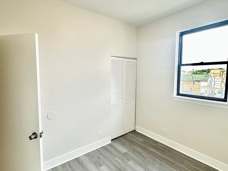 3008 W 23rd St #1B — Photo 7
