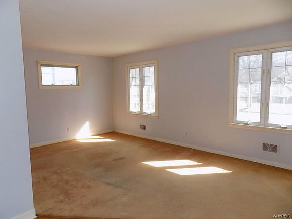 3rd image of 201 Brinton St
