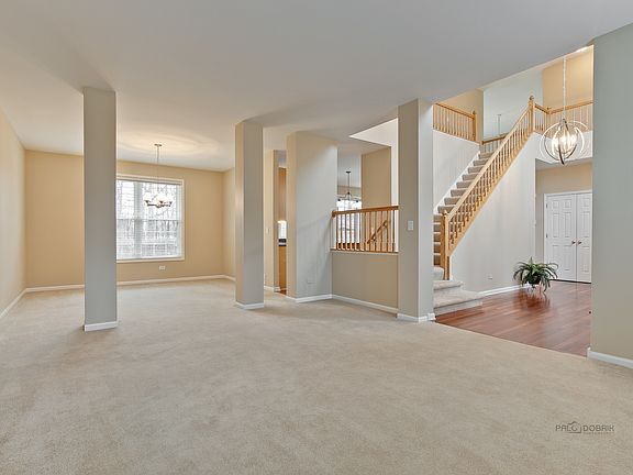 4th image of 34008 N Wooded Glen Dr