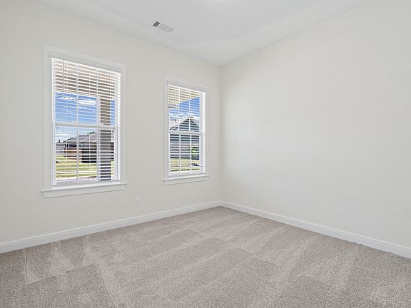 4th image of 5666 Pleasant Park Pl