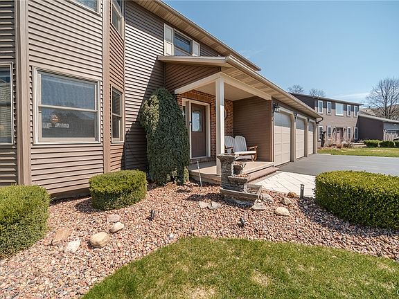 2nd image of 4320 Lazybrook Cir