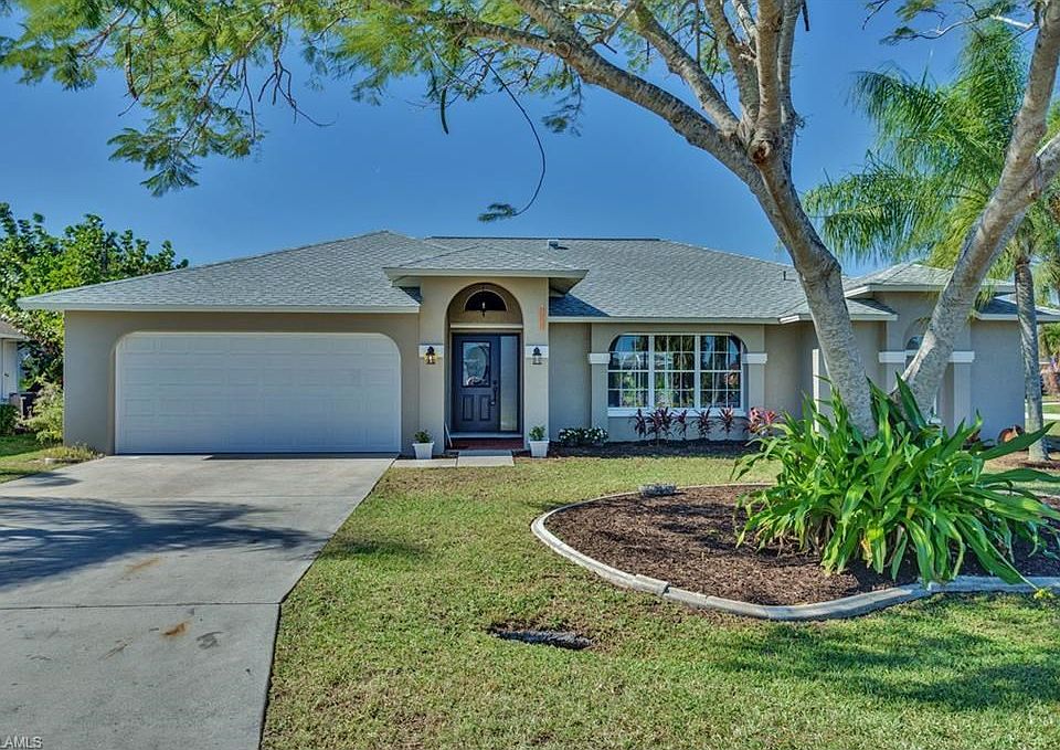 1st image of 17200 Woodbine Way