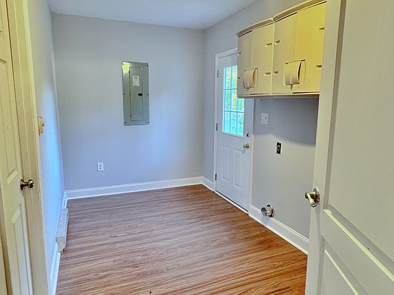 5th image of 130 Parnell Rd