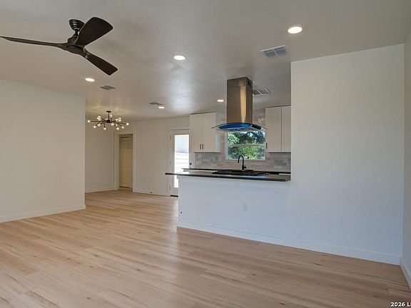 5th image of 1514 Arroya Vista