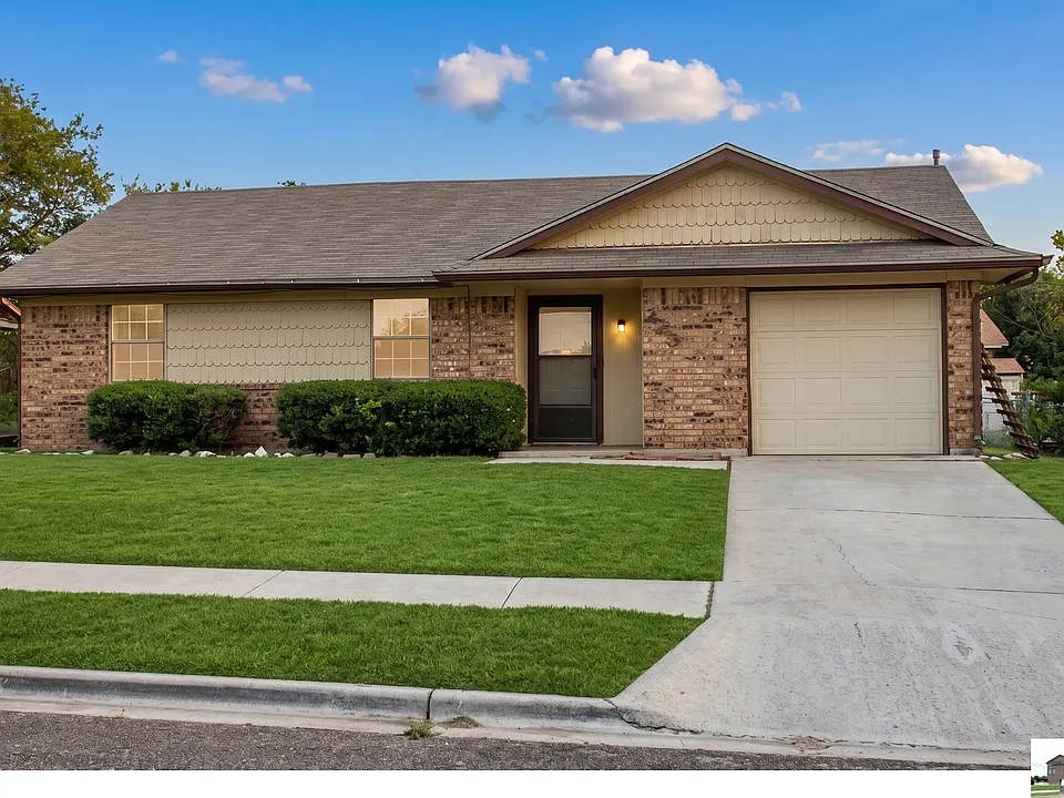 223 Blanket Dr
