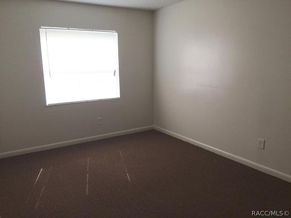 5th image of 490 N Elmwood Point #490 & 492