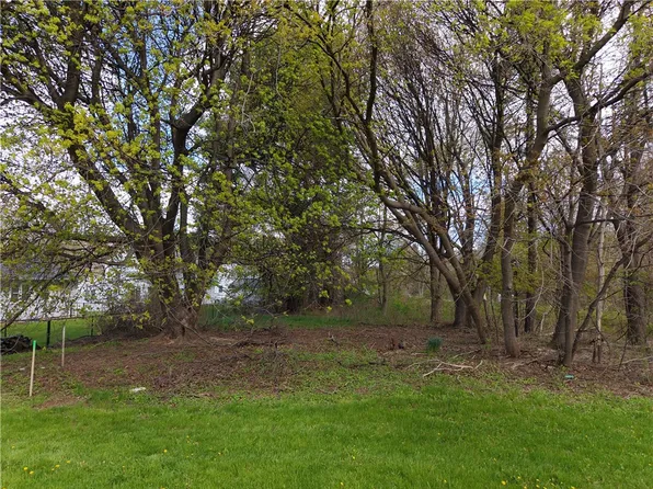 2796 Nichols St #1, Spencerport, NY 14559