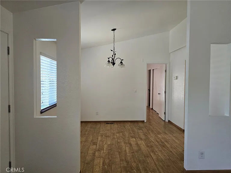 2510 Bridle Trail Ln — Photo 16