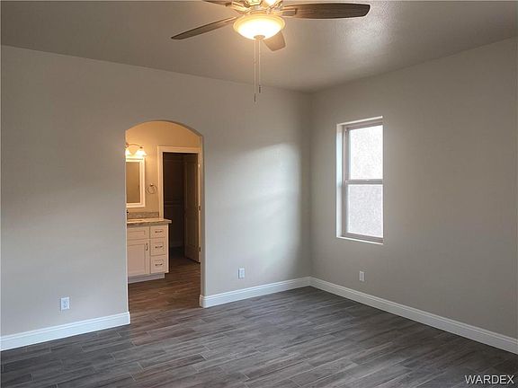 2nd image of 2840 Enclave Dr