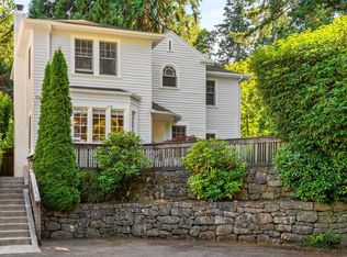 2798 SW Old Orchard Rd, Portland, OR 97201