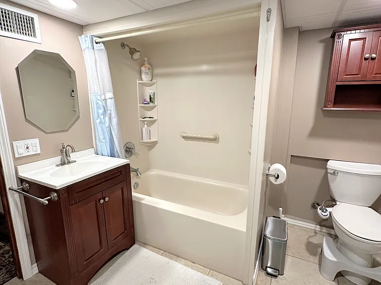 1712 Morningside Ave — Photo 14