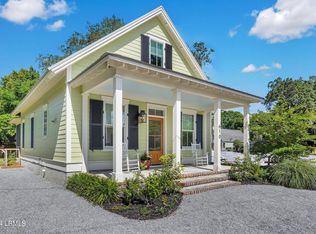 610 Pilot St, Beaufort, SC 29902
