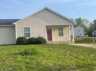 2704 October Ln, Greensboro, NC 27405