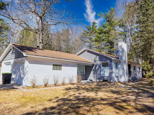 208 Stuckey Ave, Roscommon, MI 48653