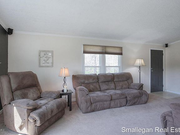 5th image of 9774 Pine Island Dr NE