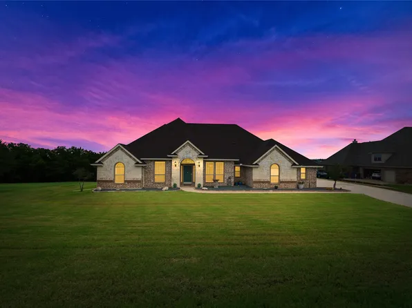 3217 S Bay Breeze Ln, Fort Worth, TX 76179