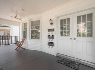 56 Franklin Pl APT 1, Summit, NJ 07901