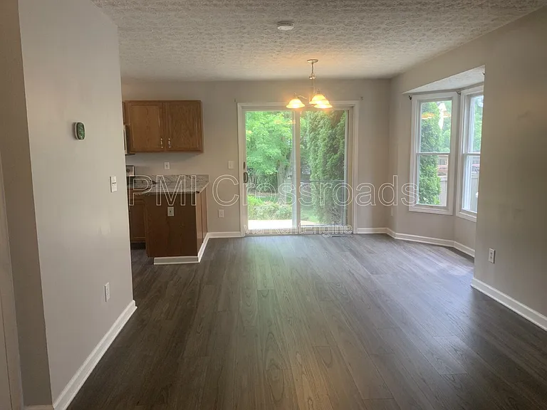 8620 Olenbrook Dr — Photo 18