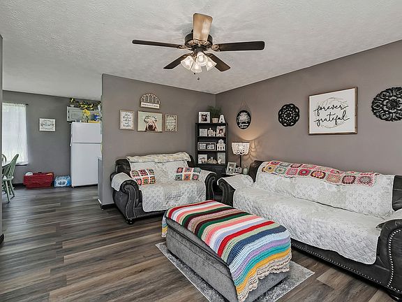 5th image of 209 Willow Way