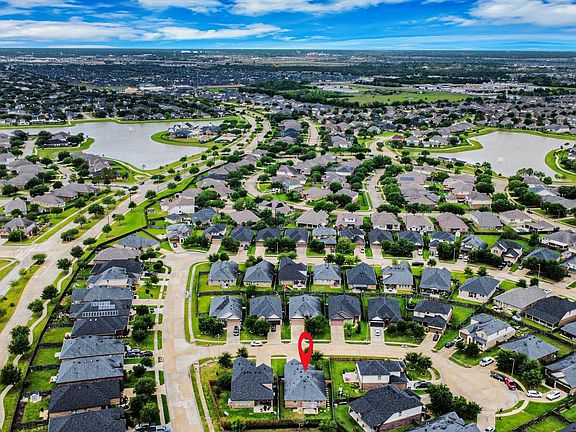 4th image of 727 Mill Spring Ct