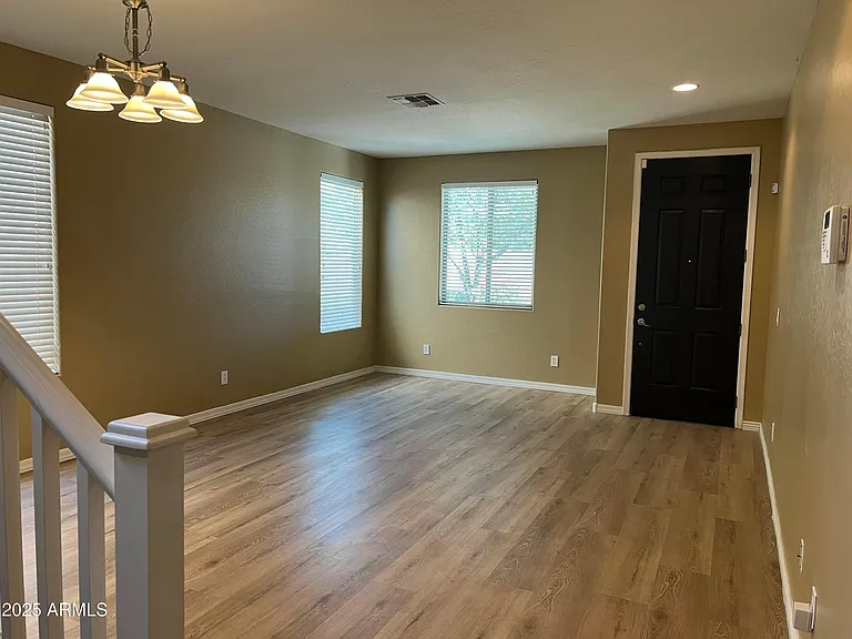 6734 W Blackstone Ln — Photo 6
