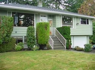 8911 225th Pl SW, Edmonds, WA 98026