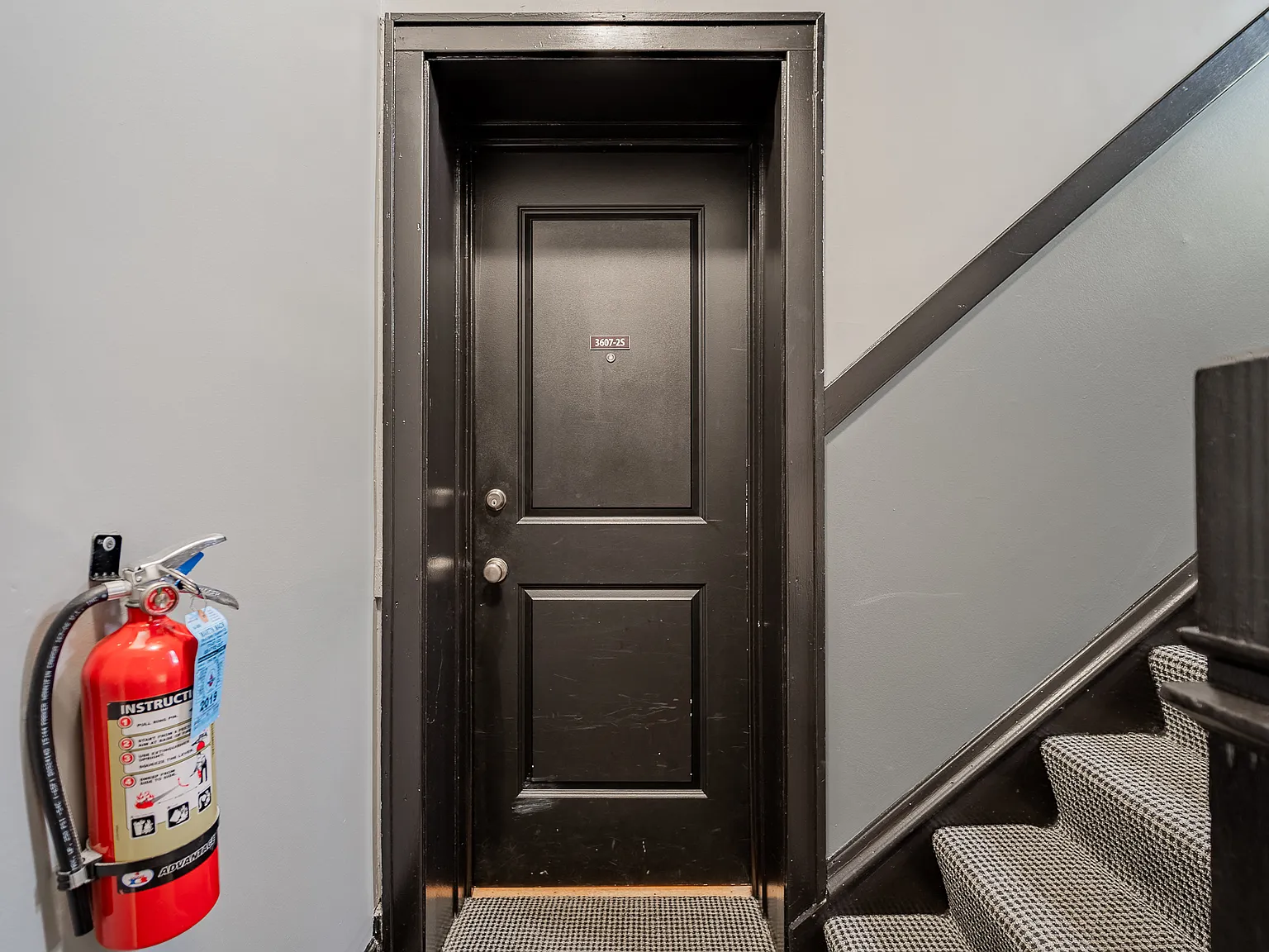 3607-09 Lakewood/1256 Addison — Photo 2