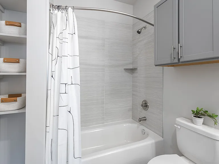 Arbour Place Apartments — Photo 8