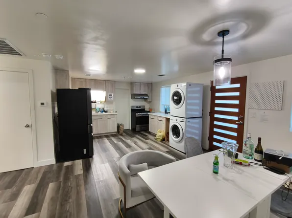 1280 W 37th Pl, Los Angeles, CA