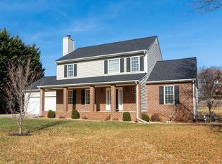 31 Long Bow Rd, Waynesboro, VA 22980