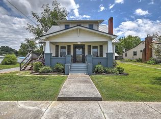 444 Cedar St, Bluff City, TN 37618