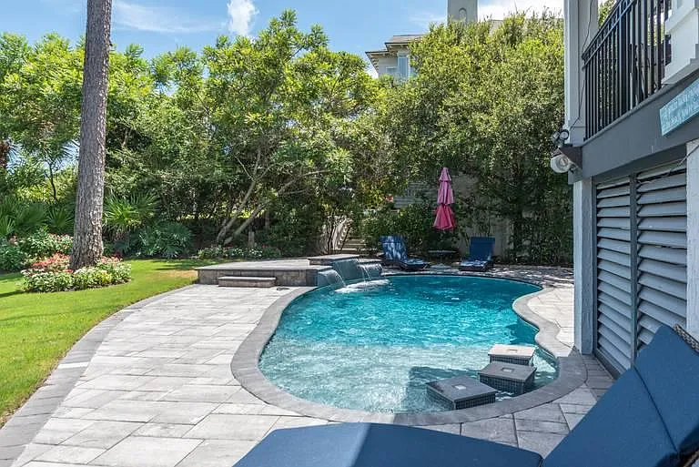 11 Eastwind — Photo 9