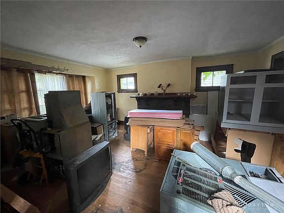 5th image of 214 Rockwood Ave