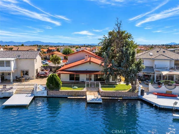 18262 Harbor Dr, Victorville, CA 92395