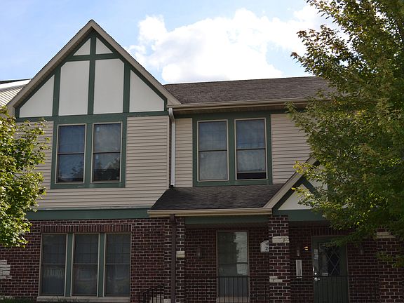 2nd image of 2612 Aspen Rd Unit 1