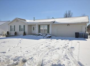 1342 Half Moon Dr, O'Fallon, MO