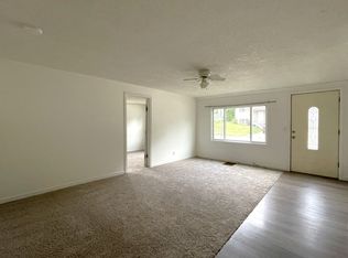 1013 E Market St, Iowa City, IA 52245