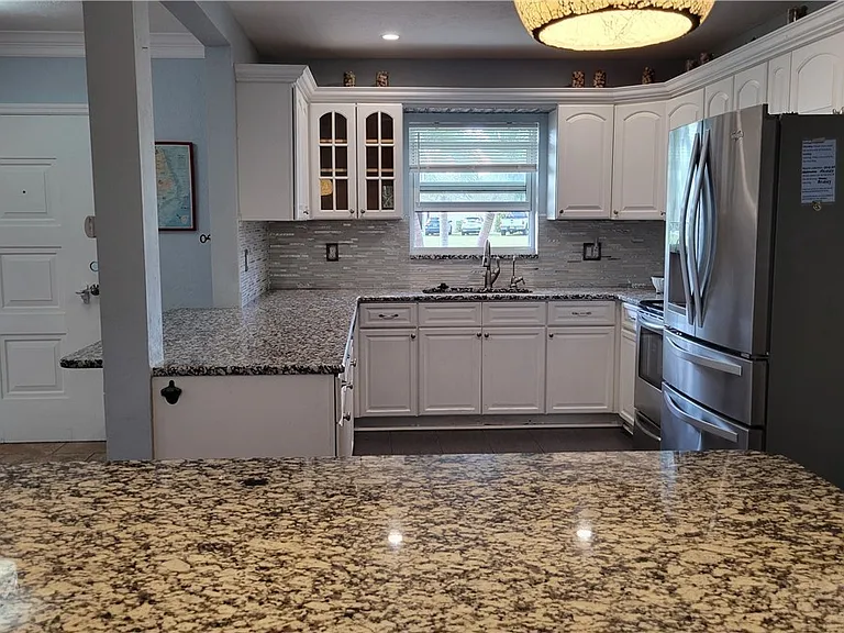 1403 Davis Dr — Photo 11
