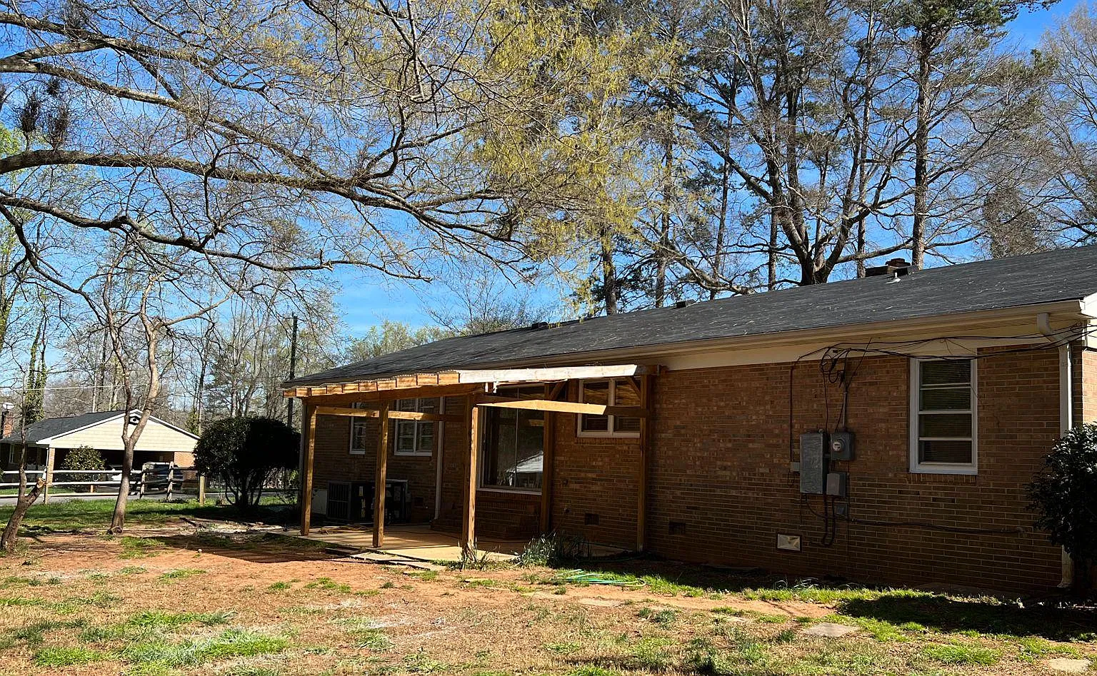 3 bed, 1608 sqft, $1,950 — Photo 2